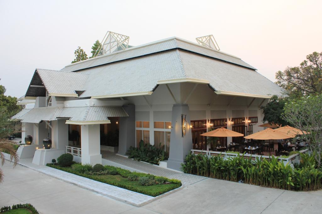Vivo Bene Village Doi Saket Bagian luar foto