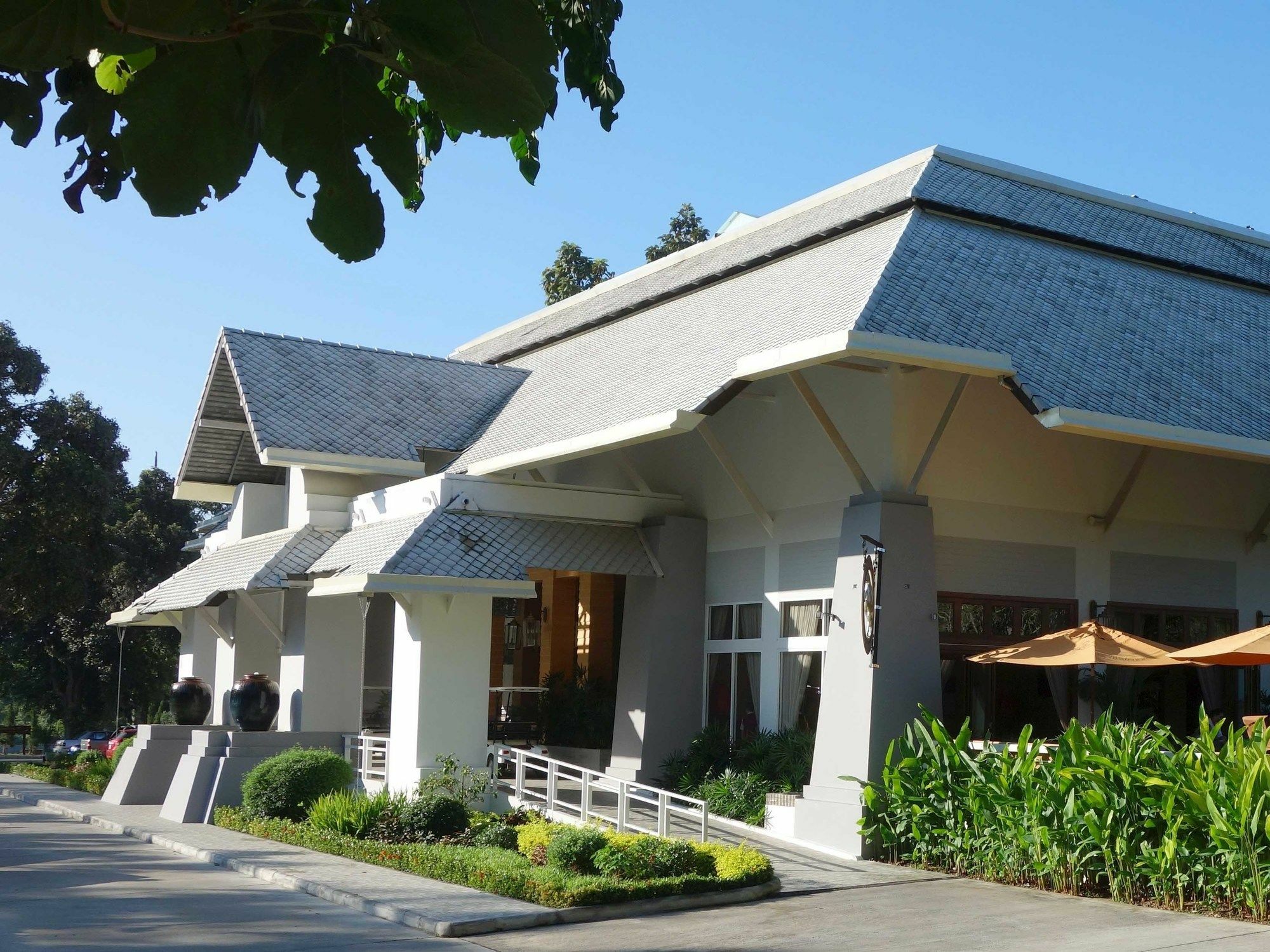 Vivo Bene Village Doi Saket Bagian luar foto