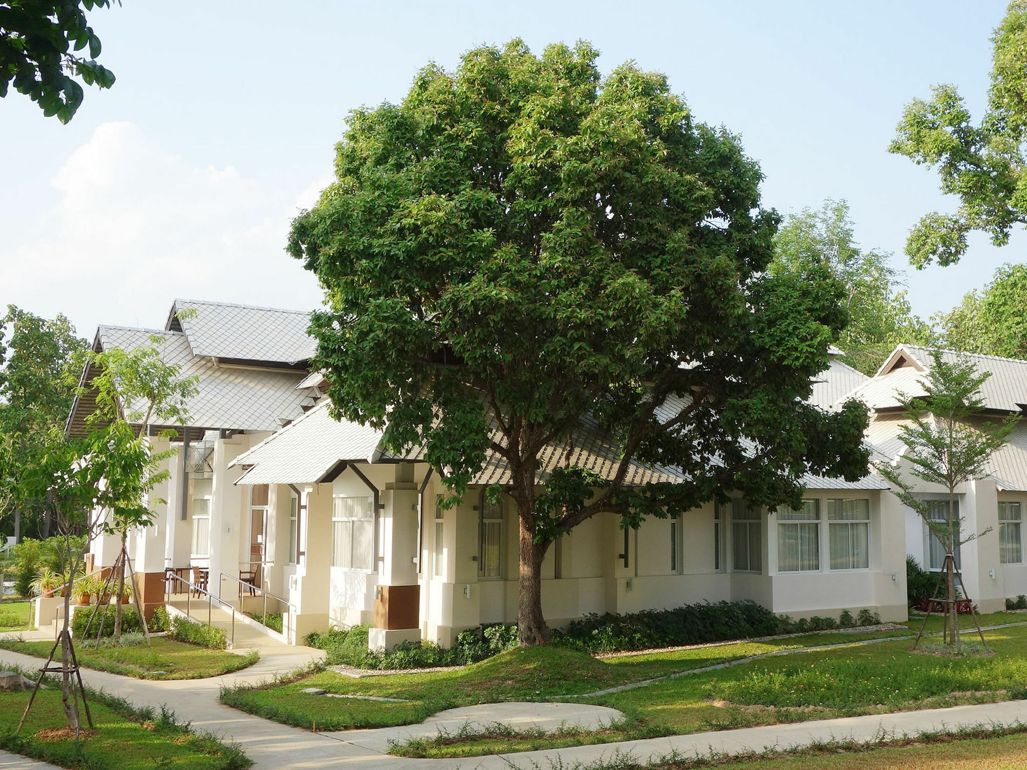 Vivo Bene Village Doi Saket Bagian luar foto